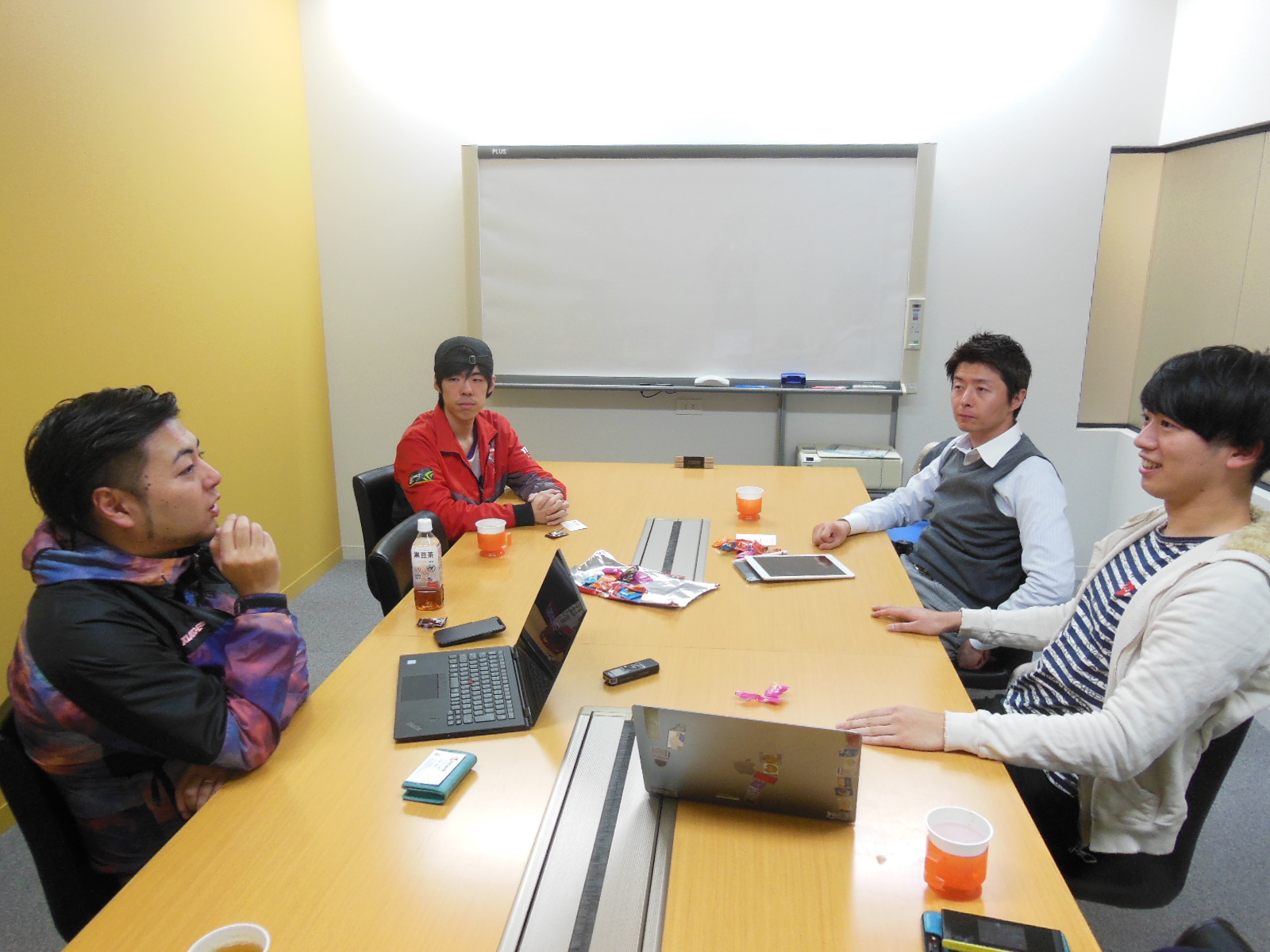 Dialogue: Possibility of blockchain trading card game by Japanese experts.